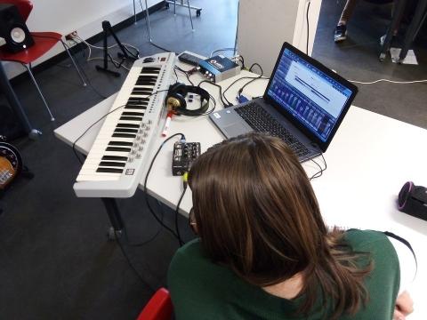 CDJ - chanson contre le harcèlement au collège