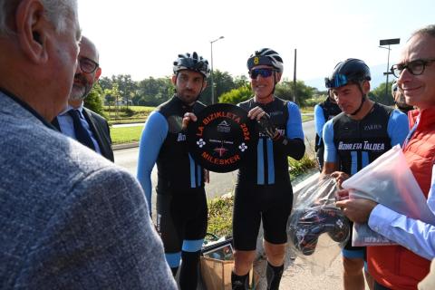 Inauguration de la véloroute de la Rhune : piste cyclable Chantaco - Col de Saint-Ignace