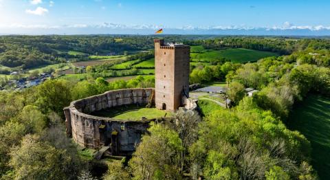 Vue aérienne du Château de Montaner