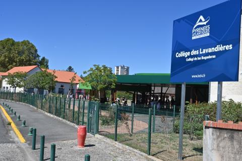 Rentrée scolaire au collège des Lavandières